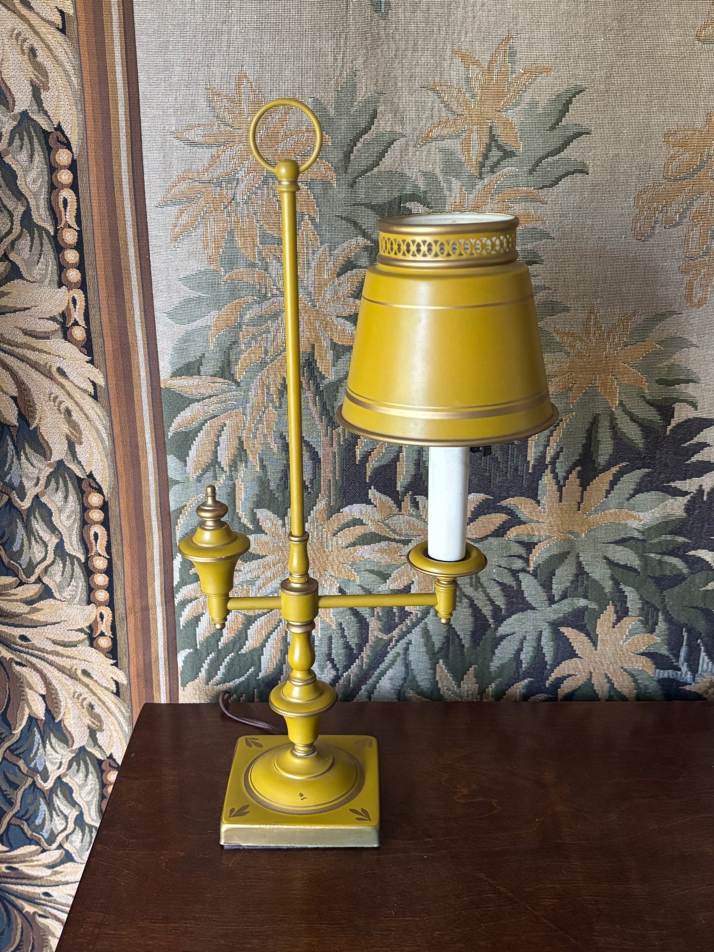 Vintage toleware lamp