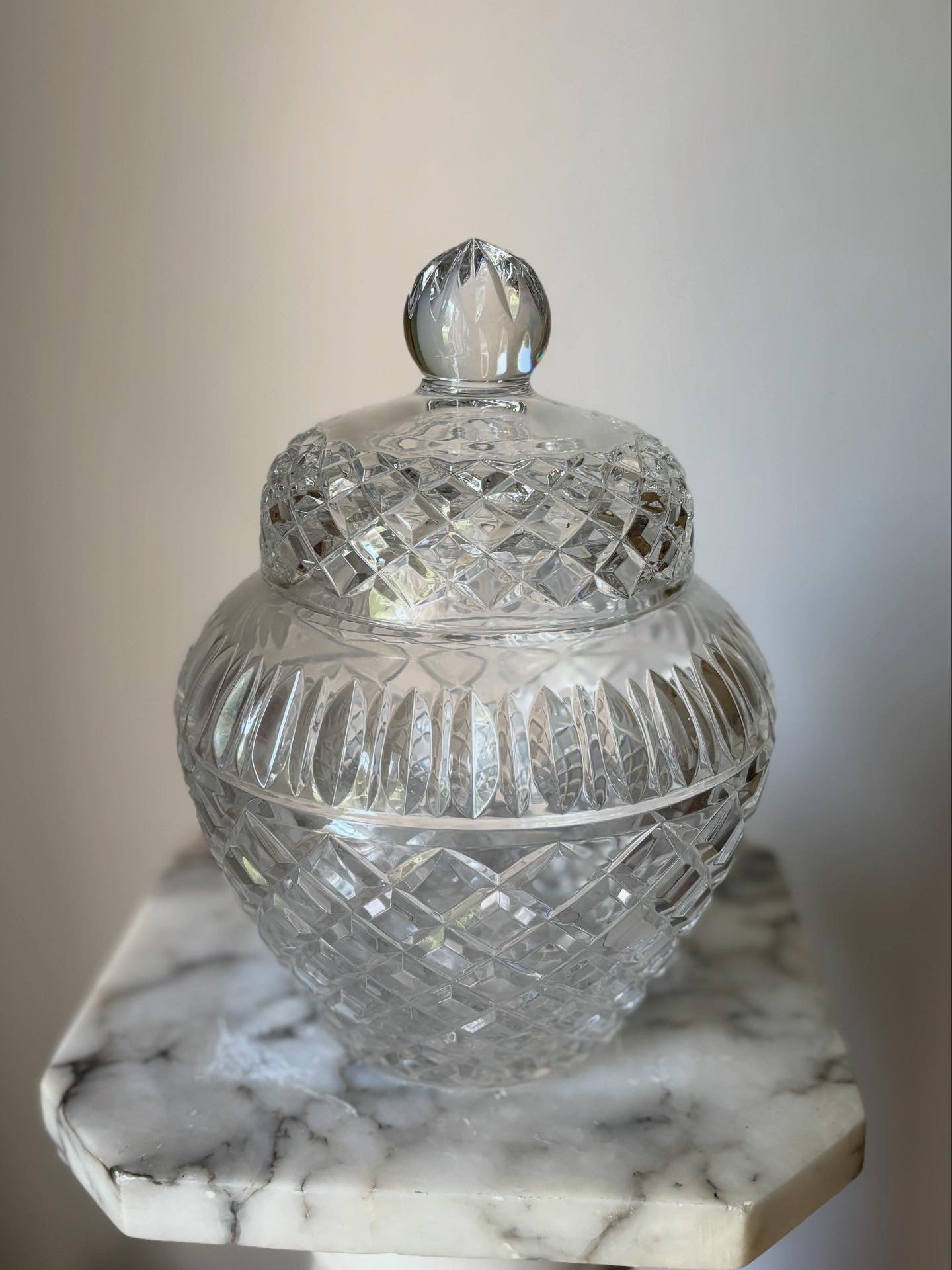 Fifth Avenue Crystal ginger jar