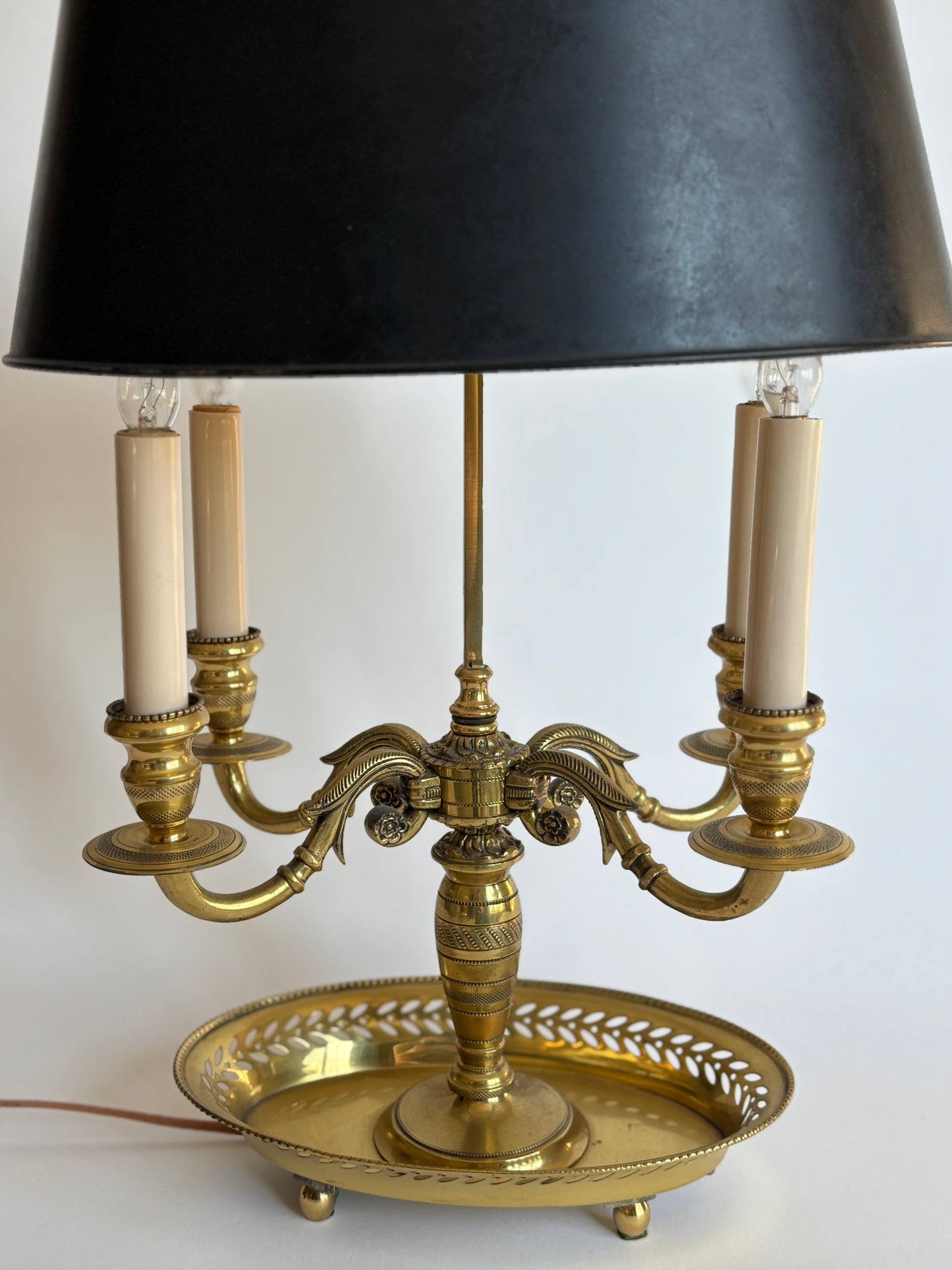 Brass bouillotte lamp